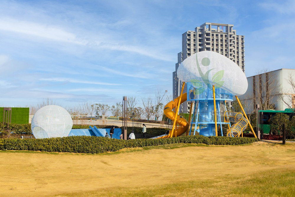 广场非标游乐设备项目整体效果